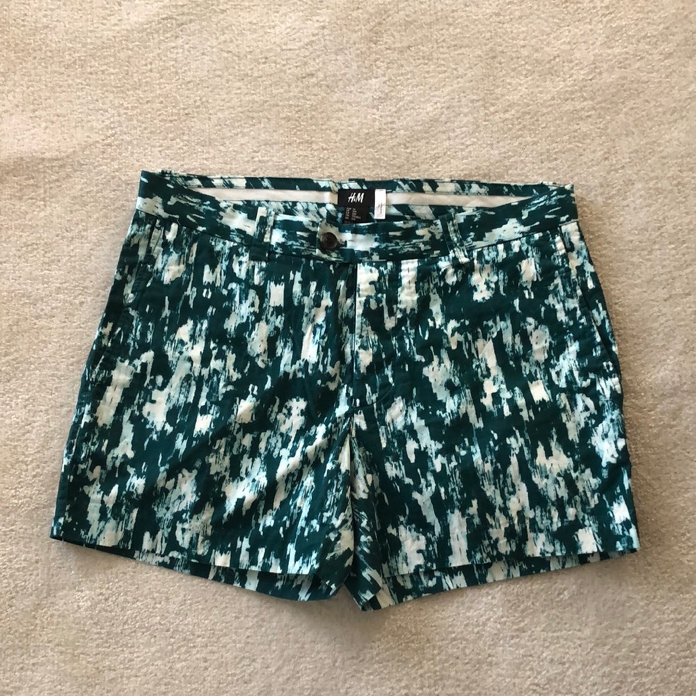 Green and White Printed 100% cotton shorts